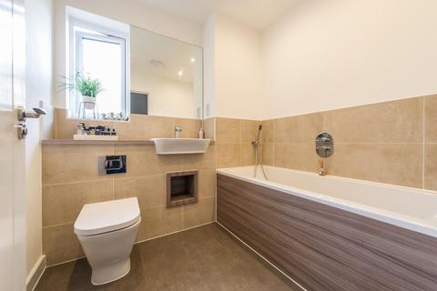 75 Thackeray Drive, Northfleet, Gravesend, DA11 8FS