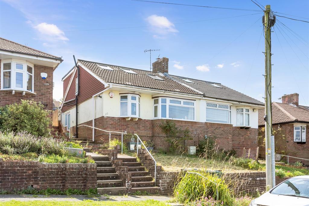 Greenfield Crescent, Brighton 4 bed semidetached bungalow £475,000