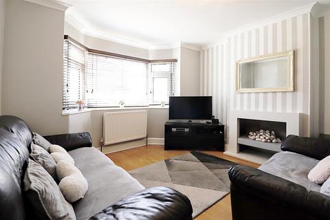 10 Stevedale Road, Welling, DA16 1NH