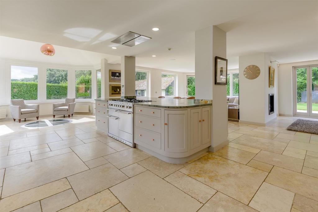 Kitchen-interior10.jpg