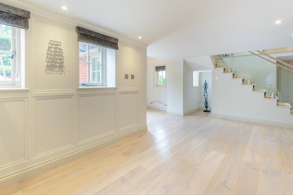 Entrance Hall -interior47.jpg