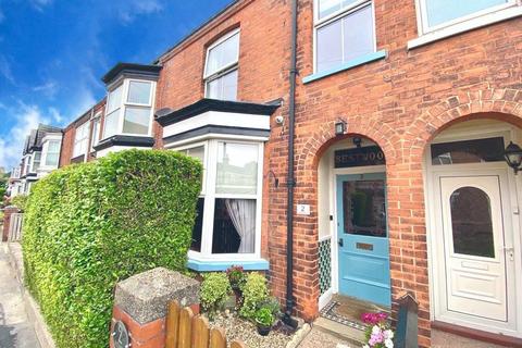 2 Alexandra Road, Hornsea, HU18 1PU