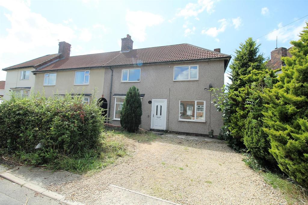 Mond Crescent, Billingham 3 bed end of terrace house £595 pcm (£137 pw)