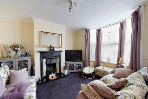 54 Downs Road, Walmer, Deal, CT14 7TB