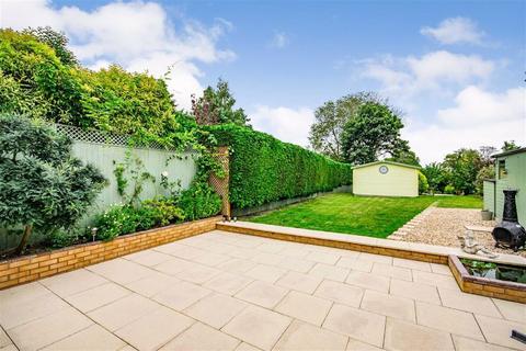 5 Addison Walk, Gobowen, Oswestry, SY11 3LG