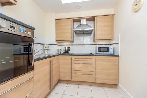 1 bedroom apartment for sale, Horton Mill Court, Hanbury Road, Droitwich, Worcestershire, WR9 8GD