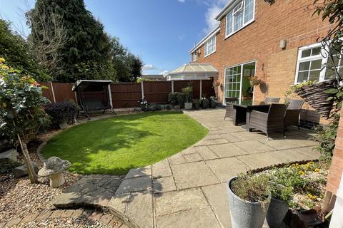 5 Ambrose Close, Leicester, LE3 6EB