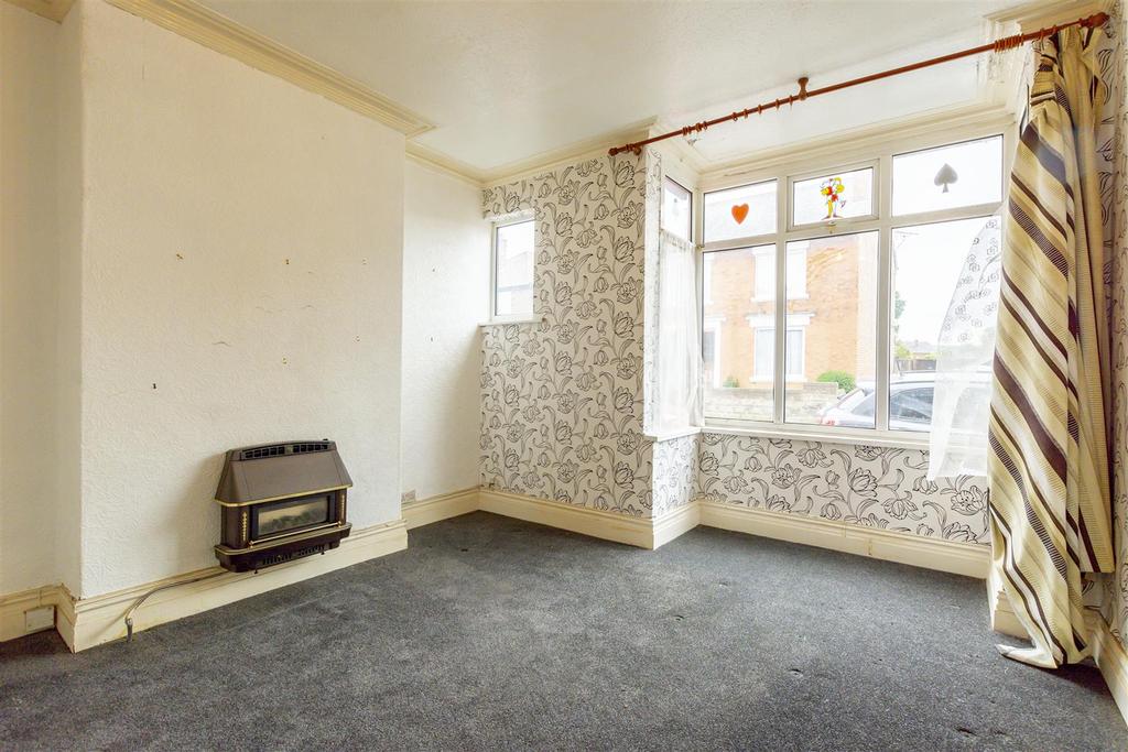 Albert Road, Long Eaton 3 bed semidetached house £169,950
