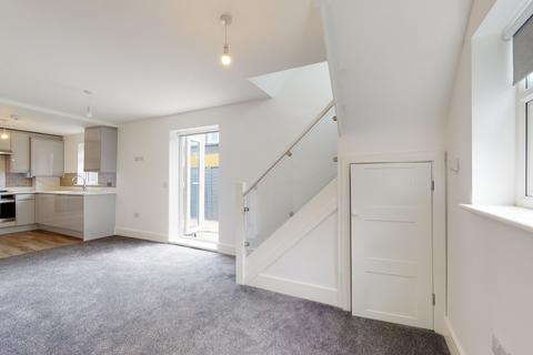 2 bedroom detached house for sale - Carmichael Road,  London, SE25