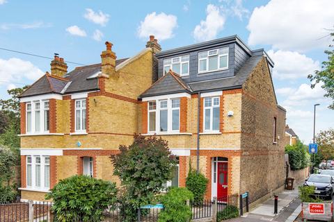 13 Manor Lane, London, SE13 5QW