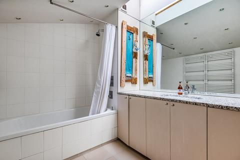 13 Manor Lane, London, SE13 5QW