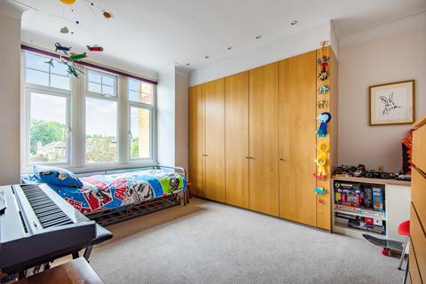 13 Manor Lane, London, SE13 5QW