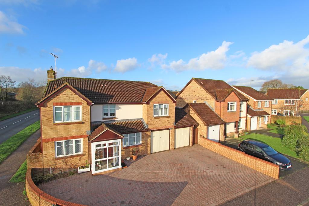 Fulford Drive, Cullompton, EX15 4 bed detached house £439,950