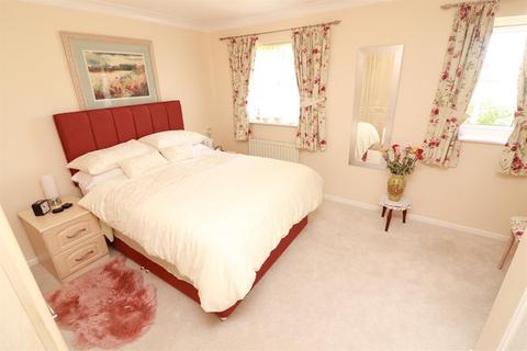 24 Chatterton Road, Yate, Bristol, BS37 4BJ