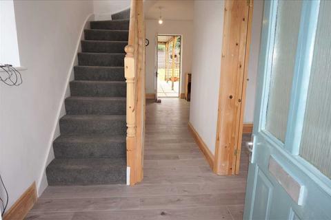 123 Blaenau Road, Llandybie, Ammanford, SA18 3AJ