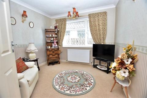 65 Bevendean Avenue, Saltdean, Brighton, BN2 8PF
