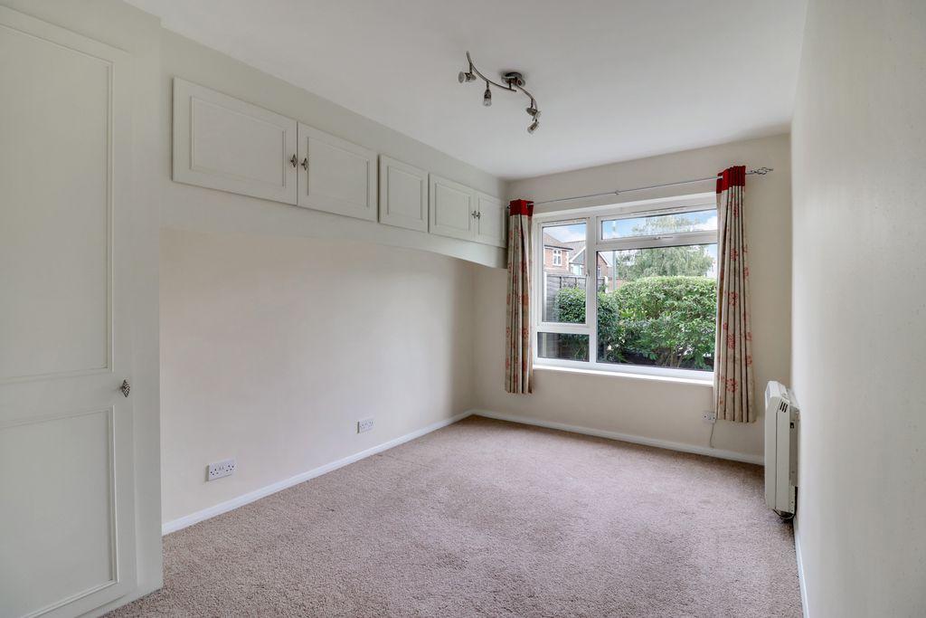 Bedroom 1 (Double)