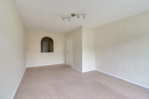 3, Chattern Court Chattern Hill, Ashford, TW15 1BP