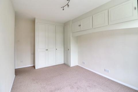3, Chattern Court Chattern Hill, Ashford, TW15 1BP