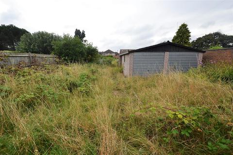 22 Pear Tree Road, Ashford, TW15 1PW