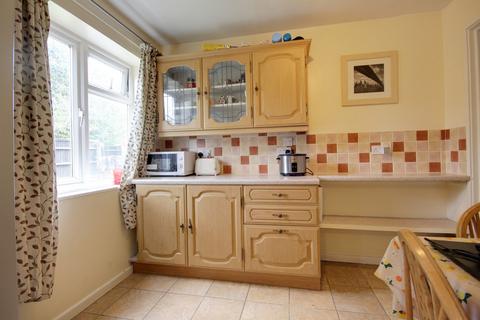 4 bedroom terraced house to rent, Ollerton, Hanworth, Bracknell