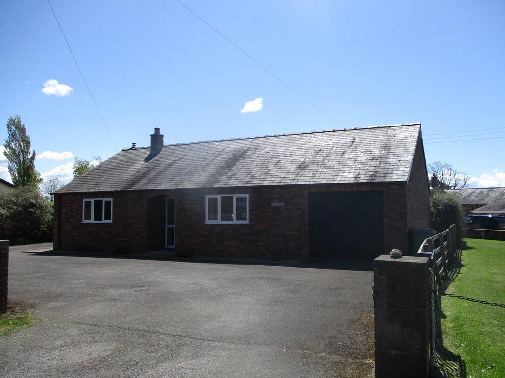 Newton Arlosh, Wigton 2 bed detached bungalow £795 pcm (£183 pw)