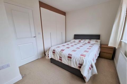 9 Corrib Road, Nuneaton, CV10 0QF