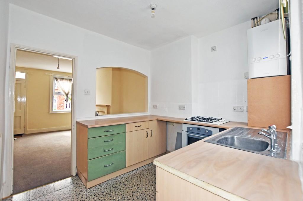 Richmond Road, Towcester 2 bed terraced house £700 pcm (£162 pw)