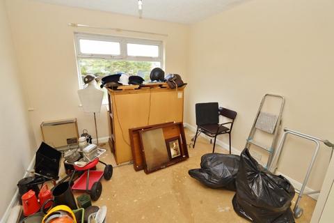 179 Clockhouse Lane, Romford, RM5 2TL