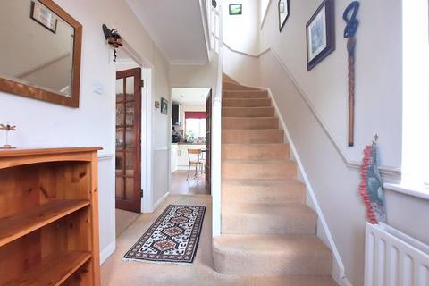 11 Hazelmere Close, Feltham, TW14 9PX