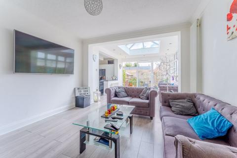 16 Elmbrook Road, Sutton, SM1 2JF