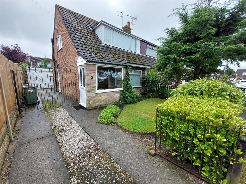 Keswick Way, Rainford, St Helens, WA11 7 2 bed semidetached house £