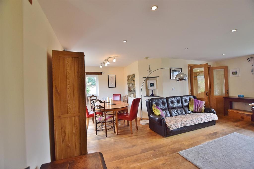 Living Room.JPG