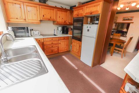 Sandhouse Cottage Watling Street, Heath And Reach, Leighton Buzzard, LU7 9RA
