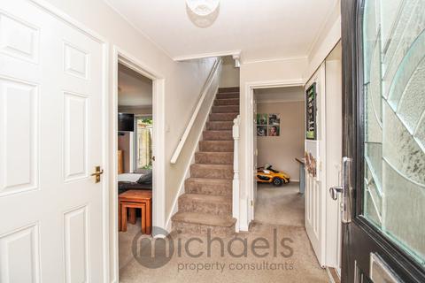 17 Heathfields, Eight Ash Green, Colchester, CO6 3QP