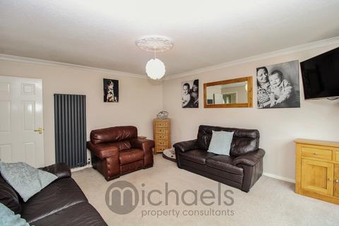 17 Heathfields, Eight Ash Green, Colchester, CO6 3QP