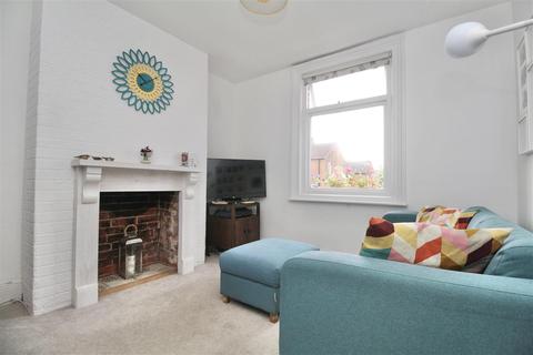 34 Philip Road, Ipswich, IP2 8BQ