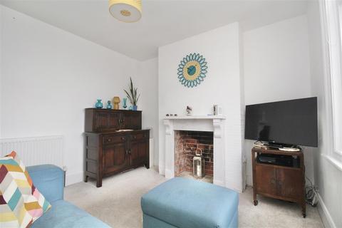 34 Philip Road, Ipswich, IP2 8BQ