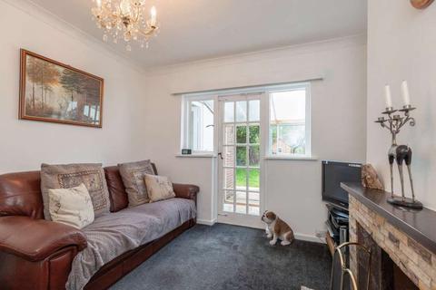 29 Lyn Avenue, Lichfield, WS13 7DA