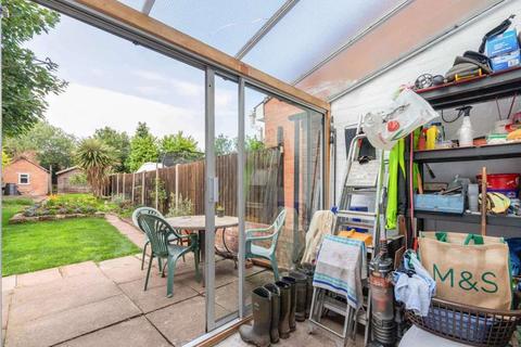 29 Lyn Avenue, Lichfield, WS13 7DA