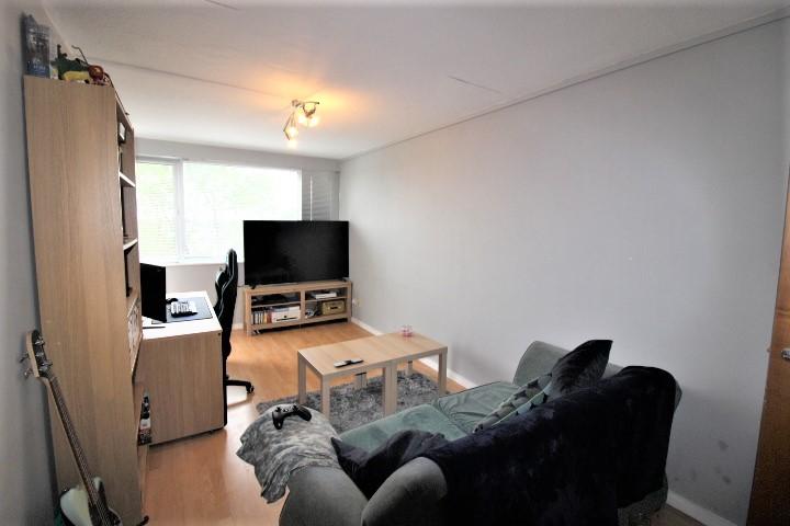 Living room 3