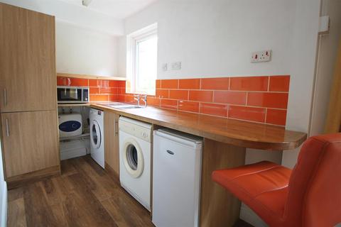 18 Woolwich Close, Bursledon, Southampton, SO31 8GE