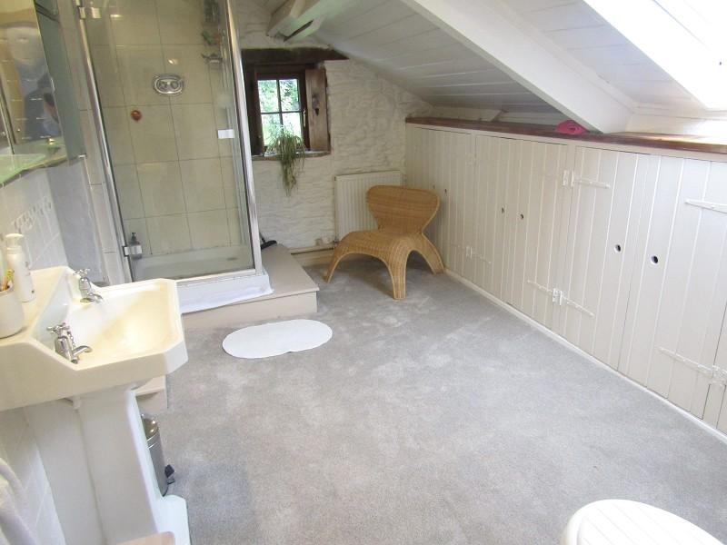 Family Shower Room