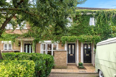 36 Ashmore Close, London, SE15 5GY