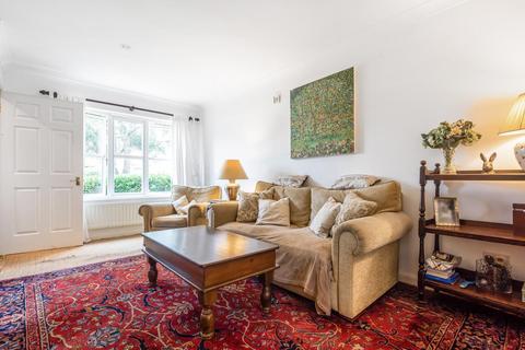 36 Ashmore Close, London, SE15 5GY