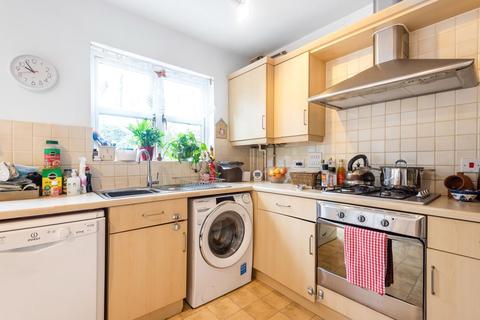 36 Ashmore Close, London, SE15 5GY