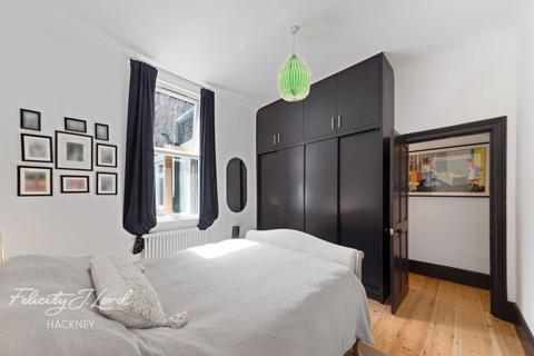 182a Millfields Road, London, E5 0AR
