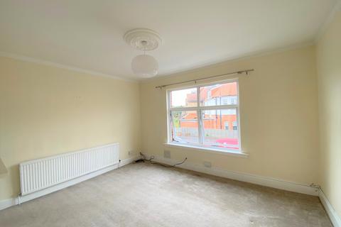 2 bedroom apartment to rent, Eastbourne, East Sussex BN21