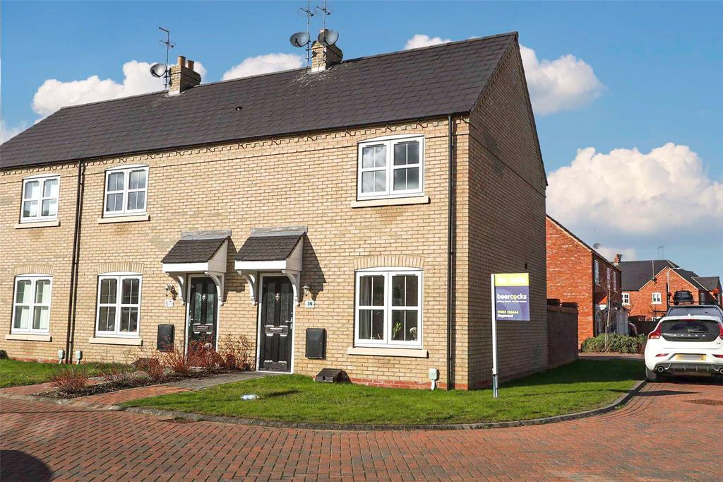 Hamlet Drive, Kingswood, Hull, HU7 2 bed terraced house £140,000