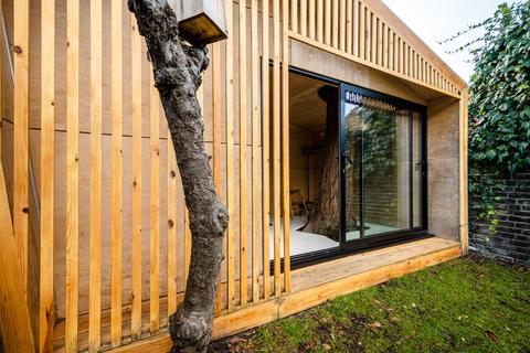 2 Lavender Grove, London, E8 3LU
